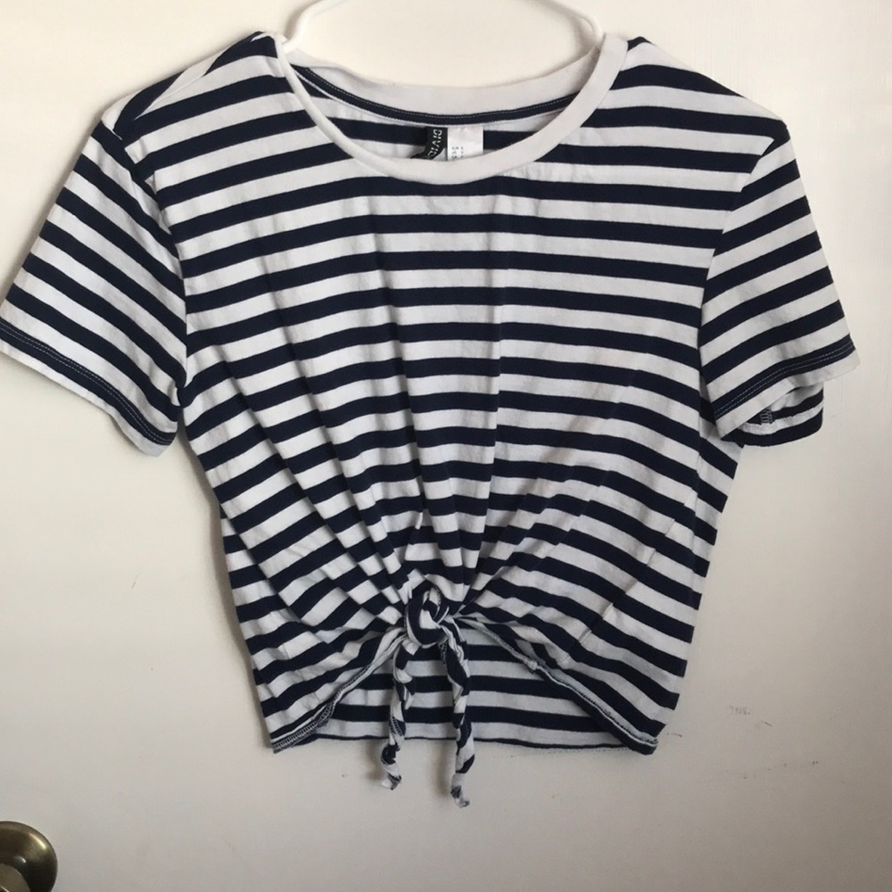 H&M Striped Knotted Crop Top
